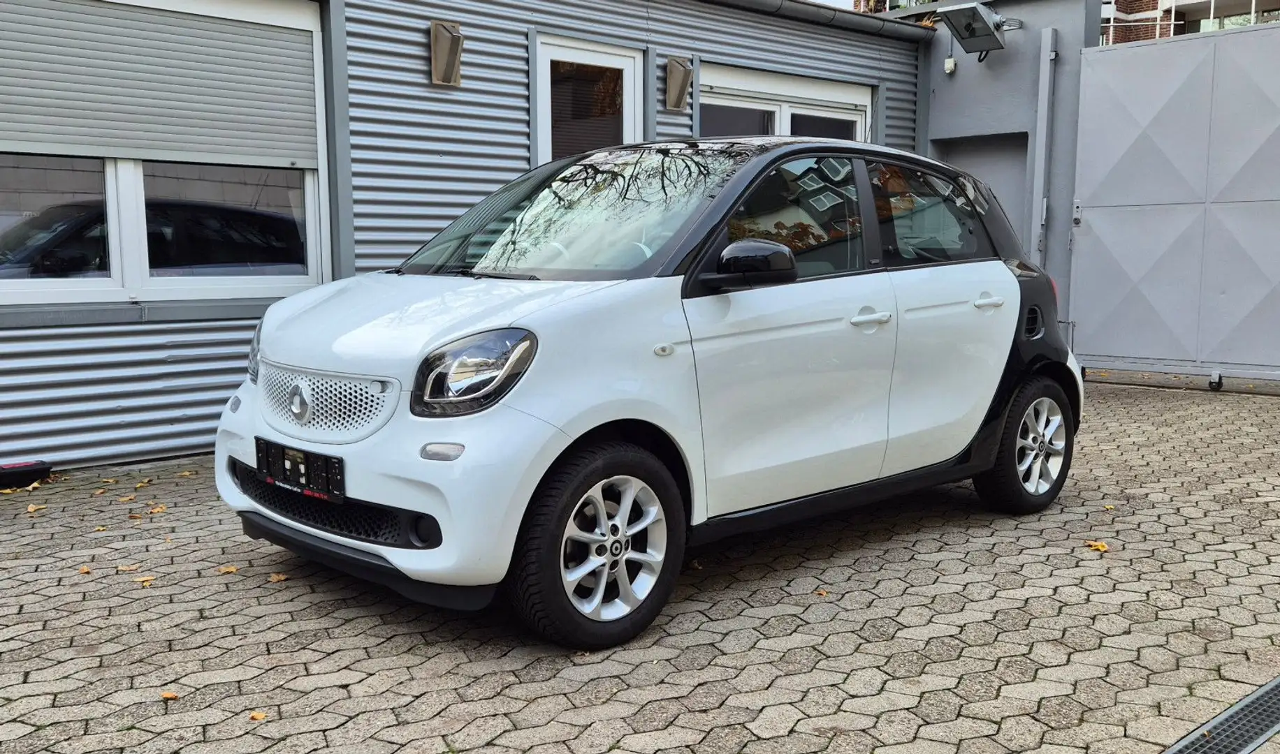 smart forFour Passion , Panorma,Klima,Alu,Tempo Weiß - 1