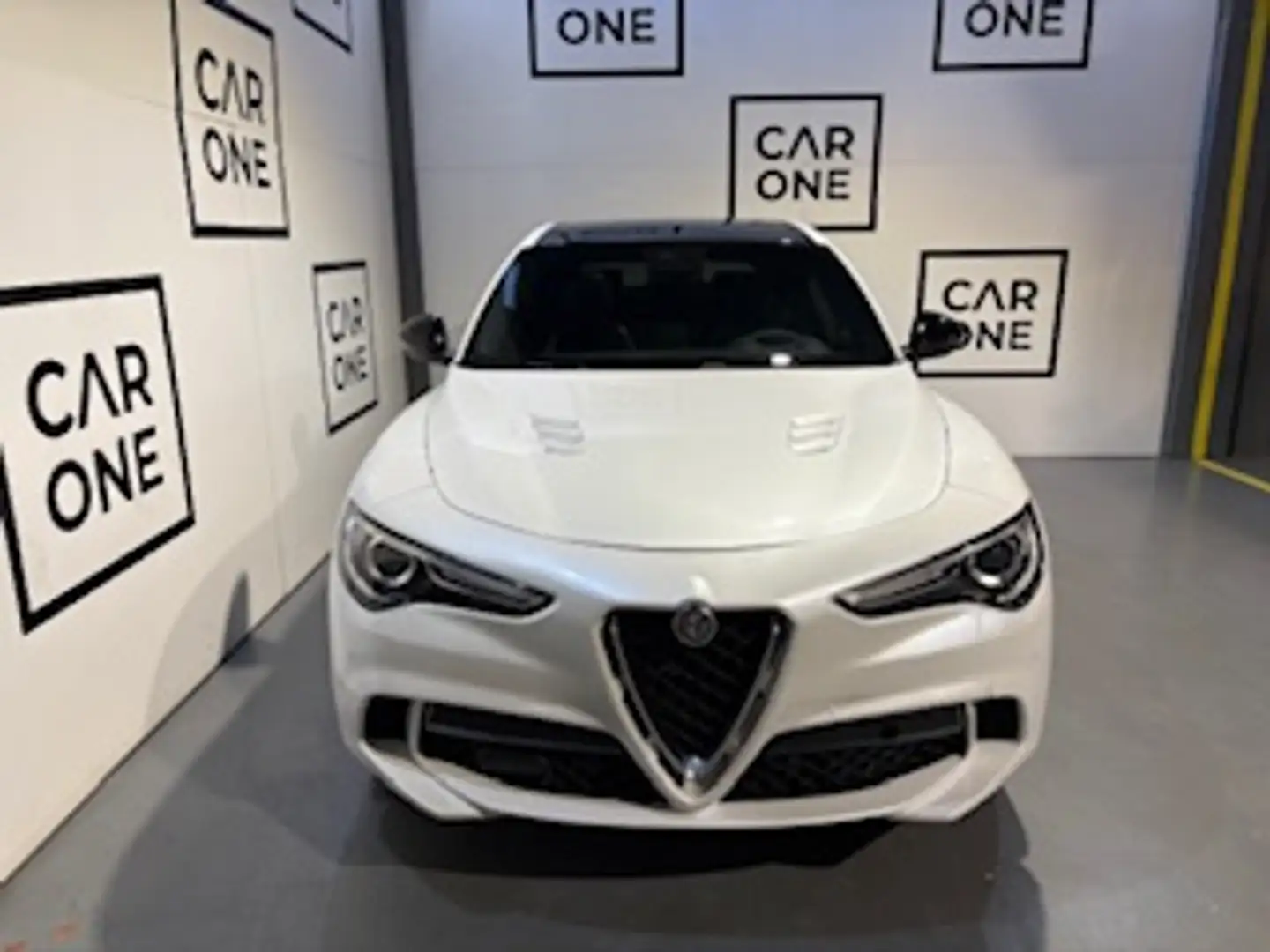 Alfa Romeo Stelvio 2.9 Bi-Turbo Q4 Quadrifoglio AT8 Blanco - 2