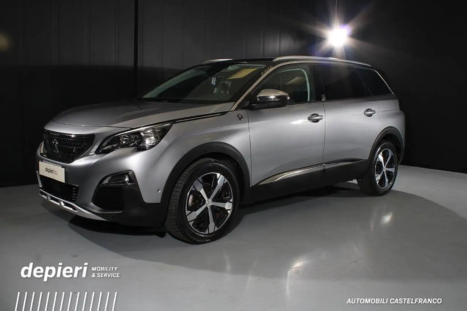 Peugeot 5008 BlueHDi 130 S&S EAT8 Crossway autom OK NEOP Grau - 1