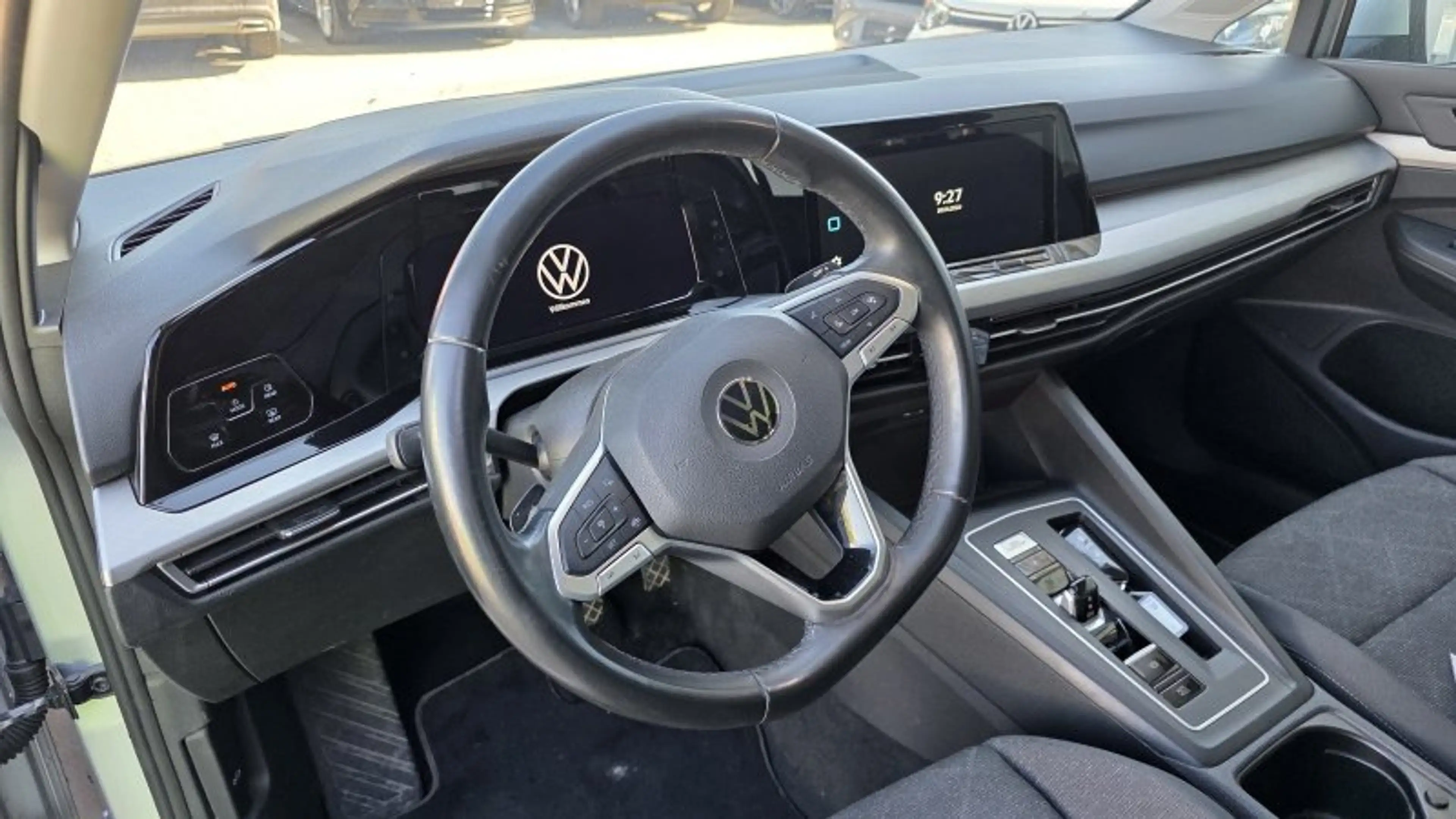 Volkswagen Golf VIII Variant 2.0 TDI Life DSG Navi Kamera ACC LED — photo 12