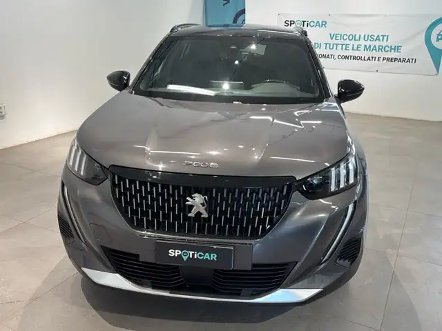 Peugeot 2008 view 2