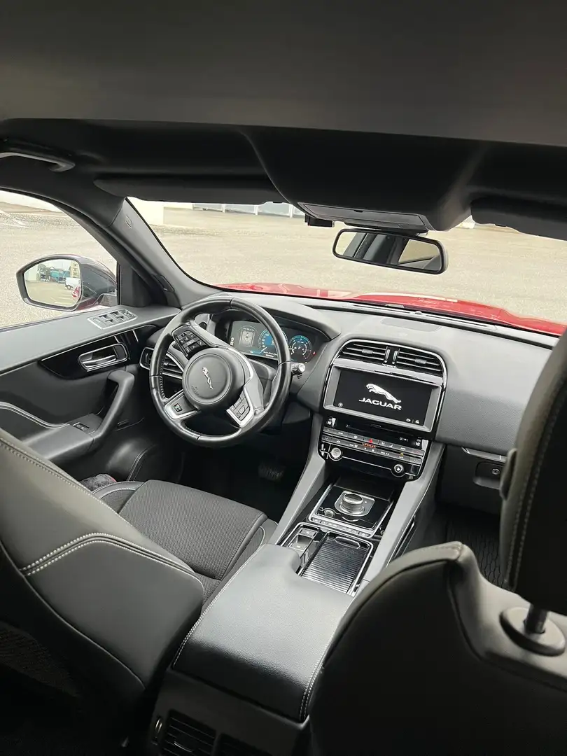Jaguar F-Pace 20d Aut. R-Sport - 1