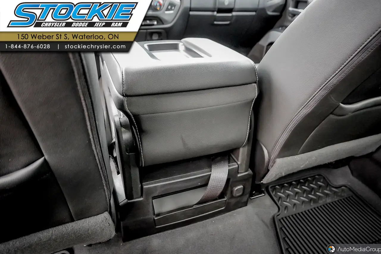 Chevrolet Silverado 1500 снимка Chevrolet Silverado 1500