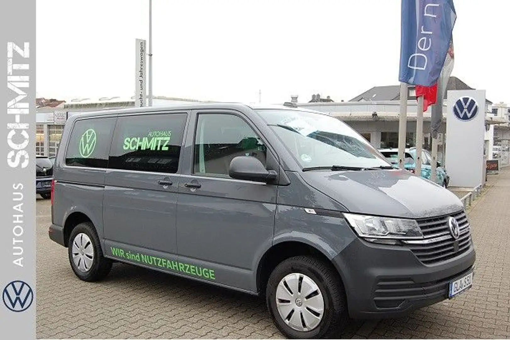 Volkswagen T6.1 Transporter Kombi 9-Sitzer Gris - 1