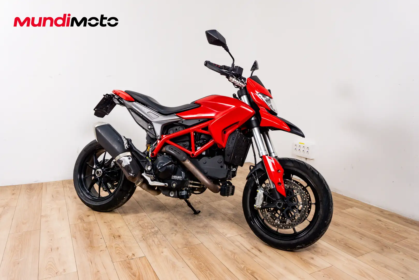 Ducati Hypermotard 939 - 2