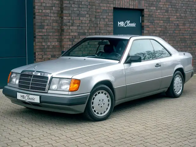 Mercedes-Benz 300 CE W124, Autm., Leder, H. Zul., Scheckheft