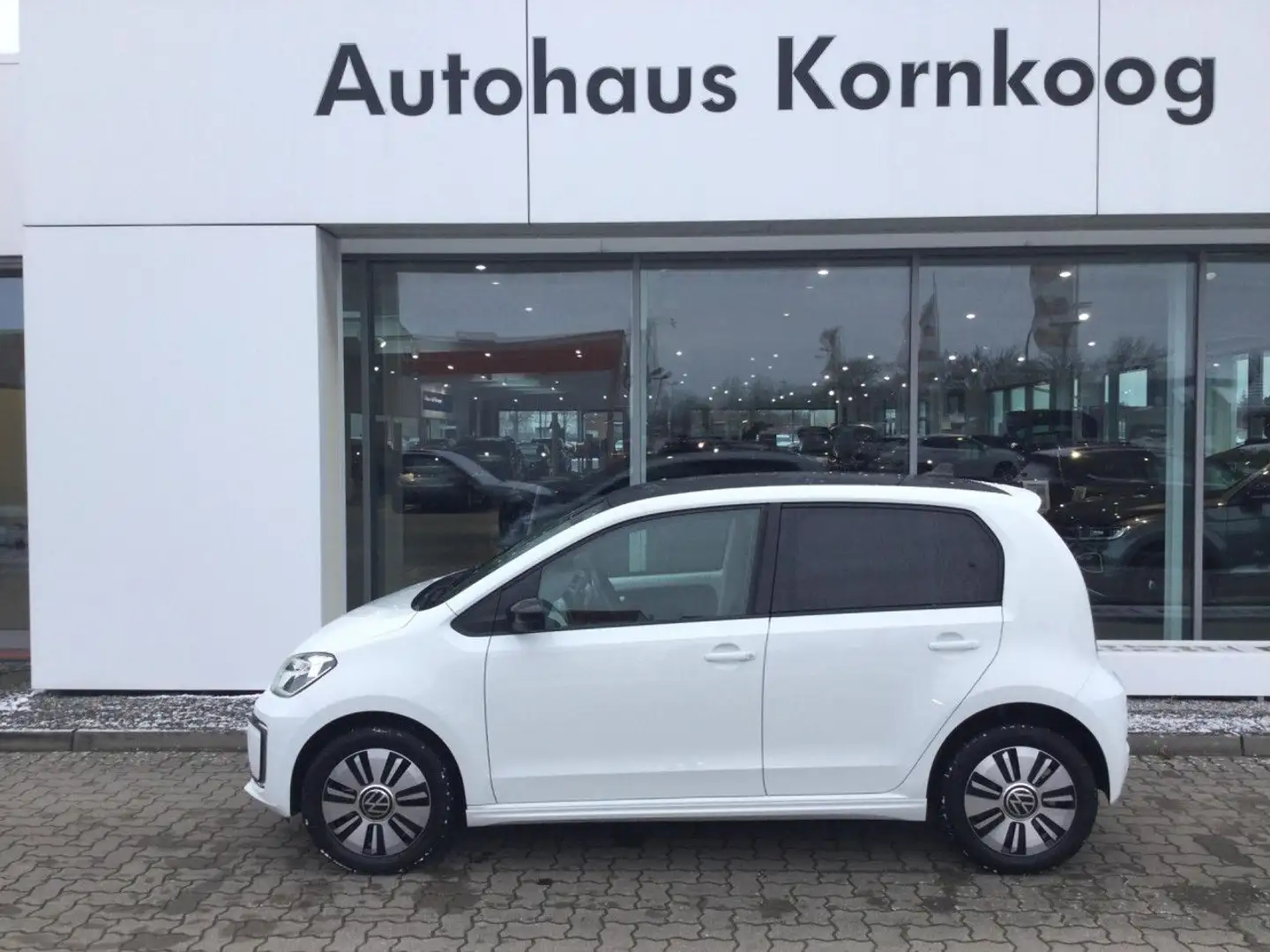 Volkswagen e-up! e-up move Plus Style GRA Kamera Maps + More Dock Blanc - 1