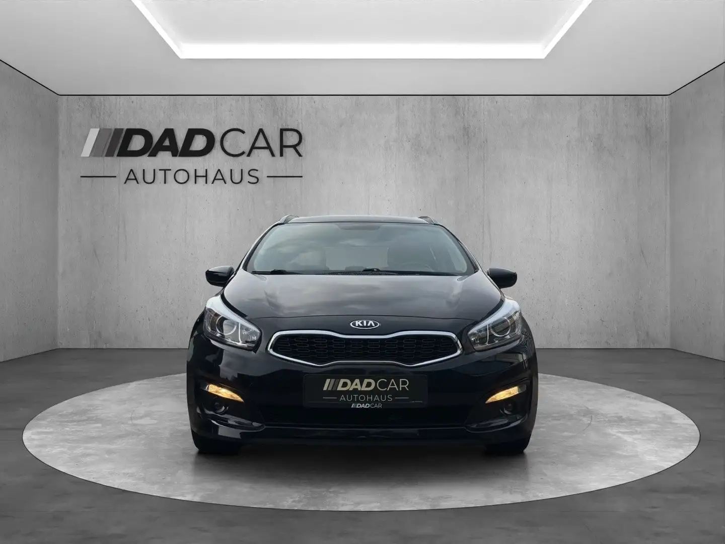 Kia Ceed SW / cee'd SW Attract *NAVI*CARP*PDC*RFK*AHK Noir - 2