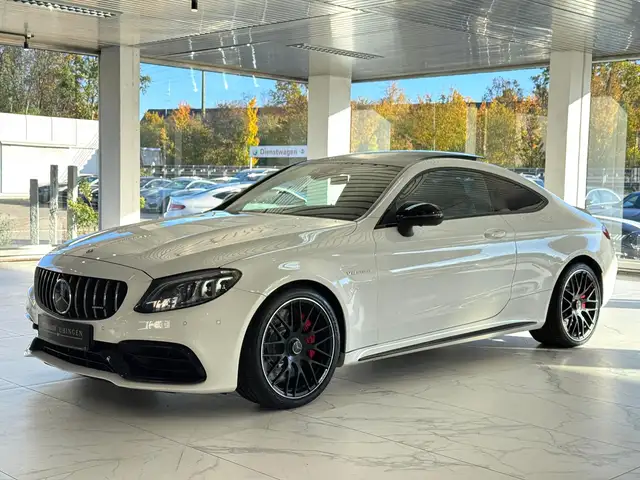 Mercedes-Benz C 63 AMG S Coupe PERFORMANCE ABGAS*DRIVER'S*PANO