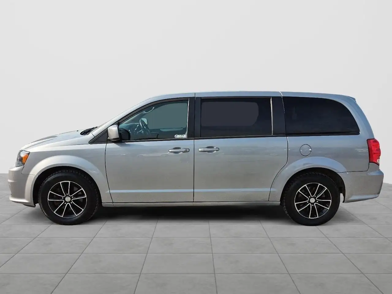 Dodge Grand Caravan снимка Dodge Grand Caravan