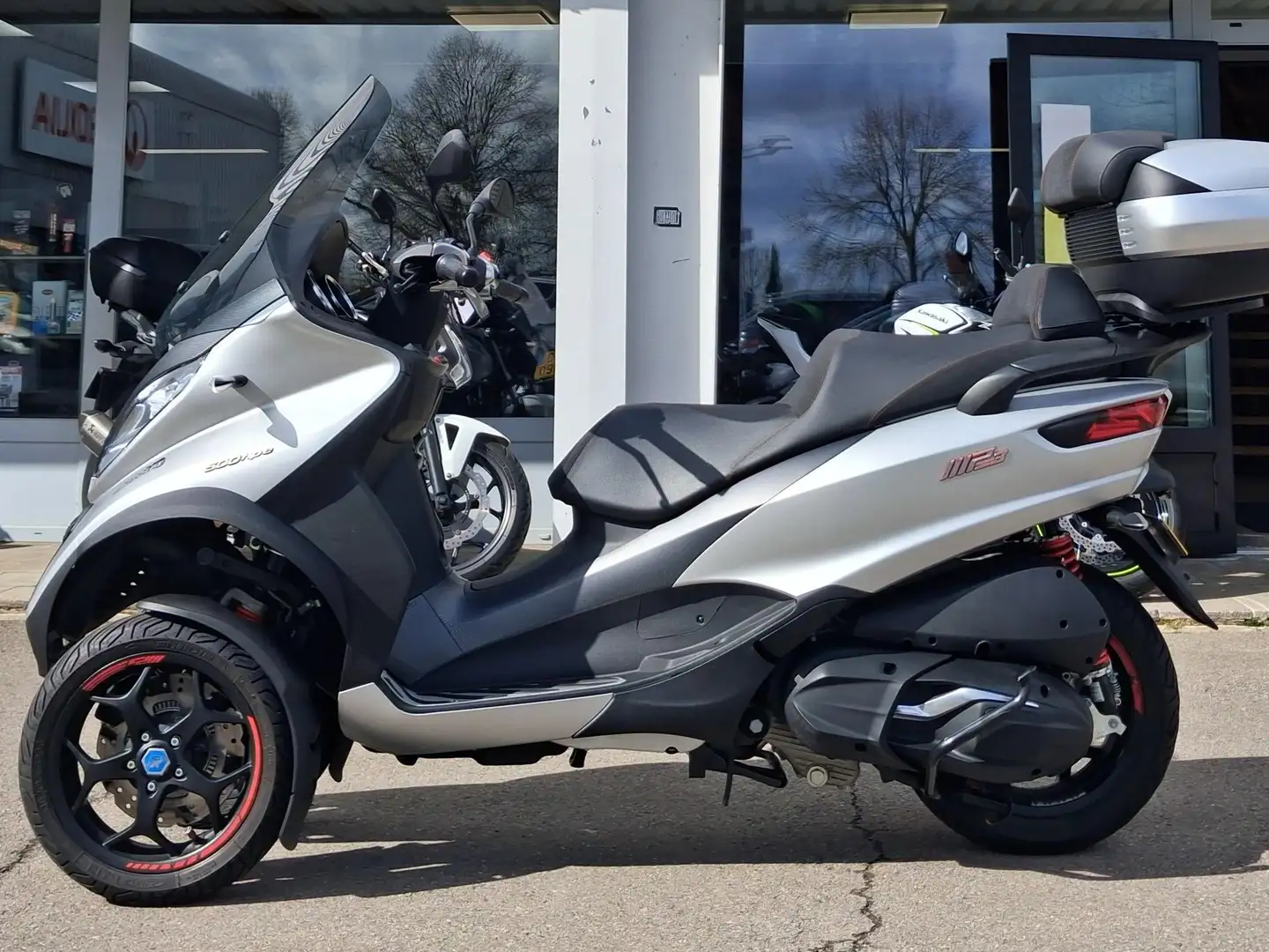 Piaggio MP3 500 Gris - 1