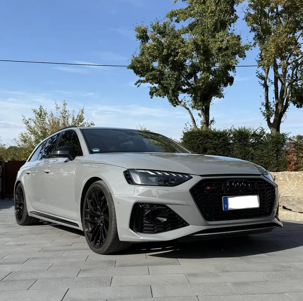 Audi RS4