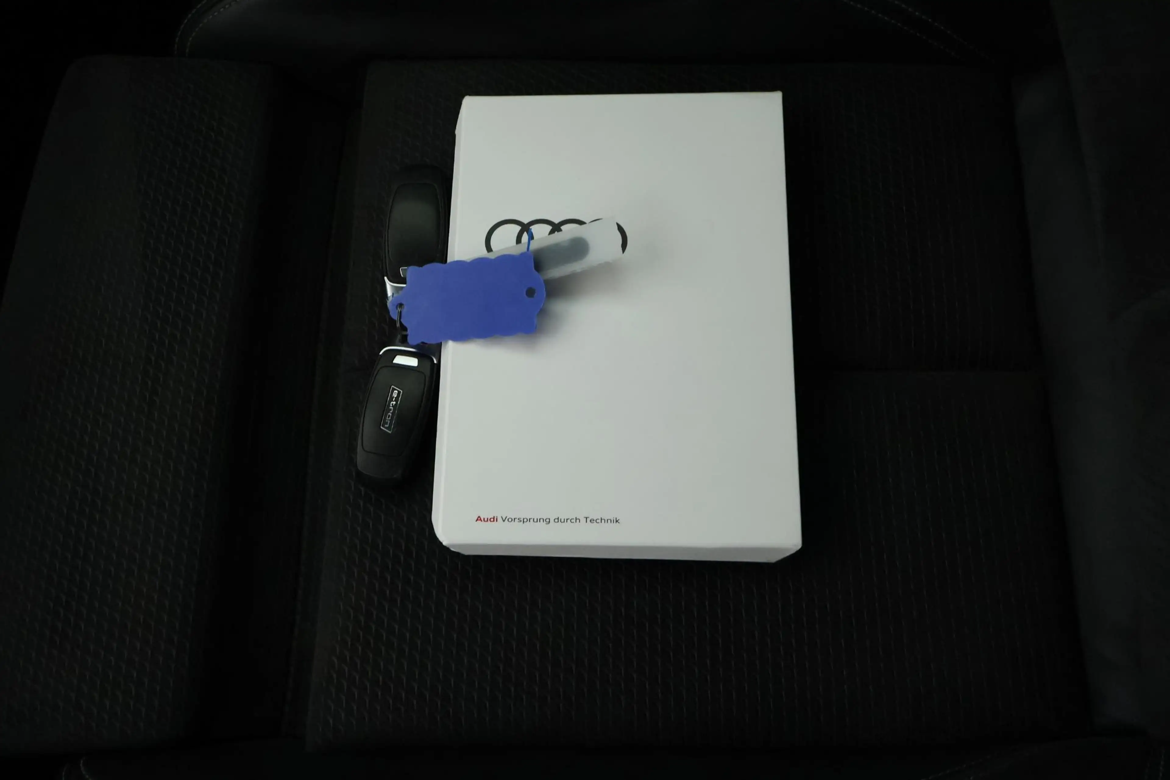 Audi e-tron Sportback 50 313pk quattro S edition 71 kWh SOH 98 — photo 36