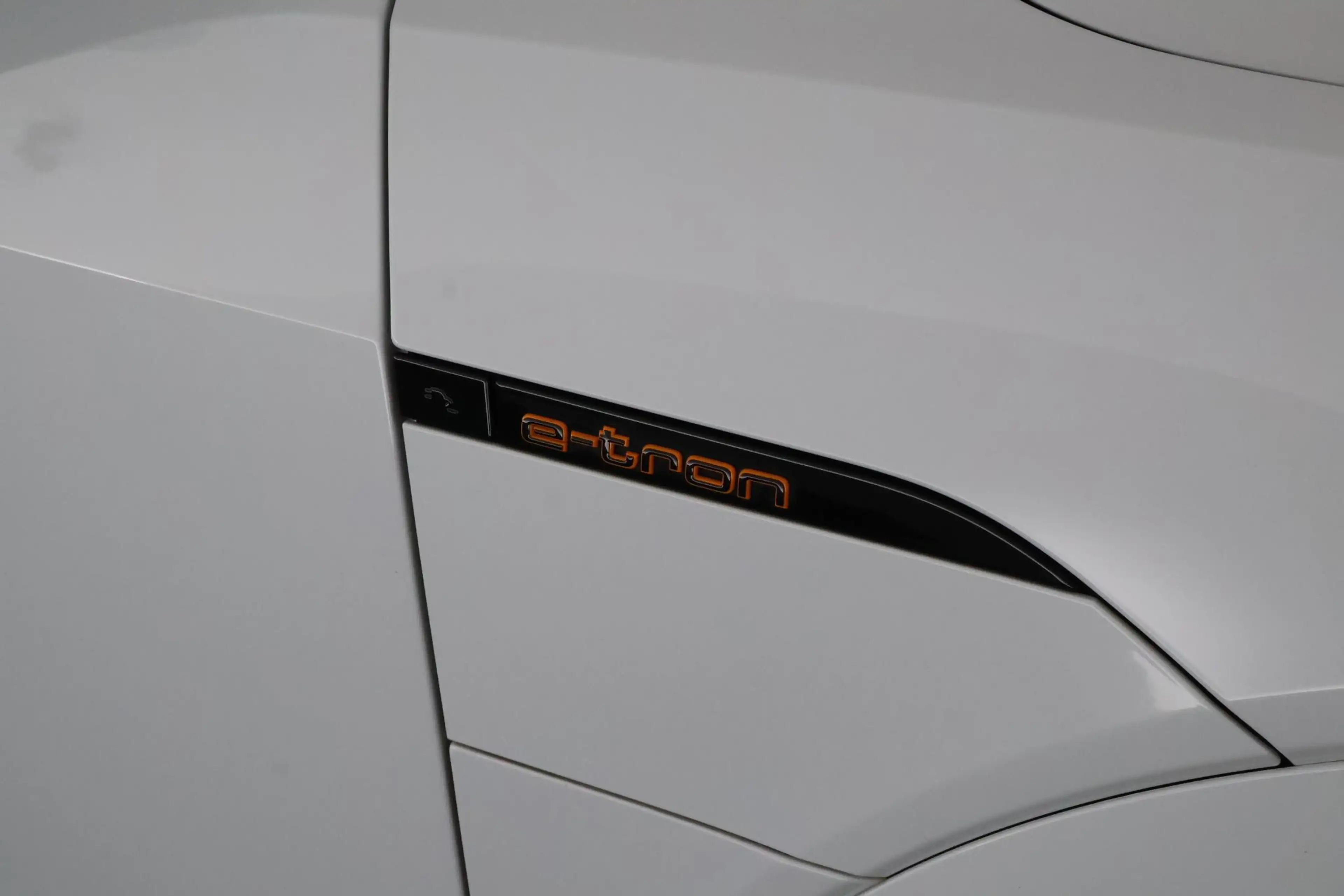 Audi e-tron Sportback 50 313pk quattro S edition 71 kWh SOH 98 — photo 33
