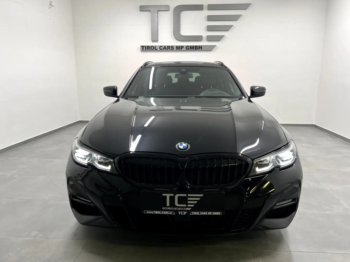 BMW 330 330e PHEV xDrive Touring Aut. M Paket, AHK, LED Noir - 2