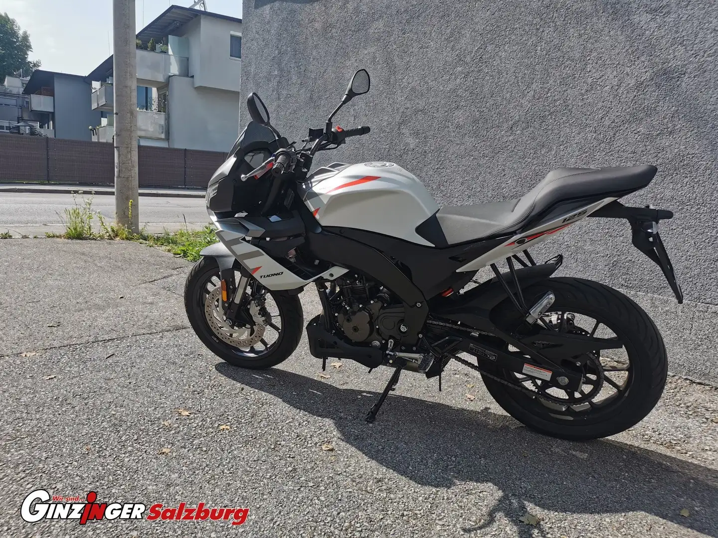 Aprilia Tuono Weiß - 2