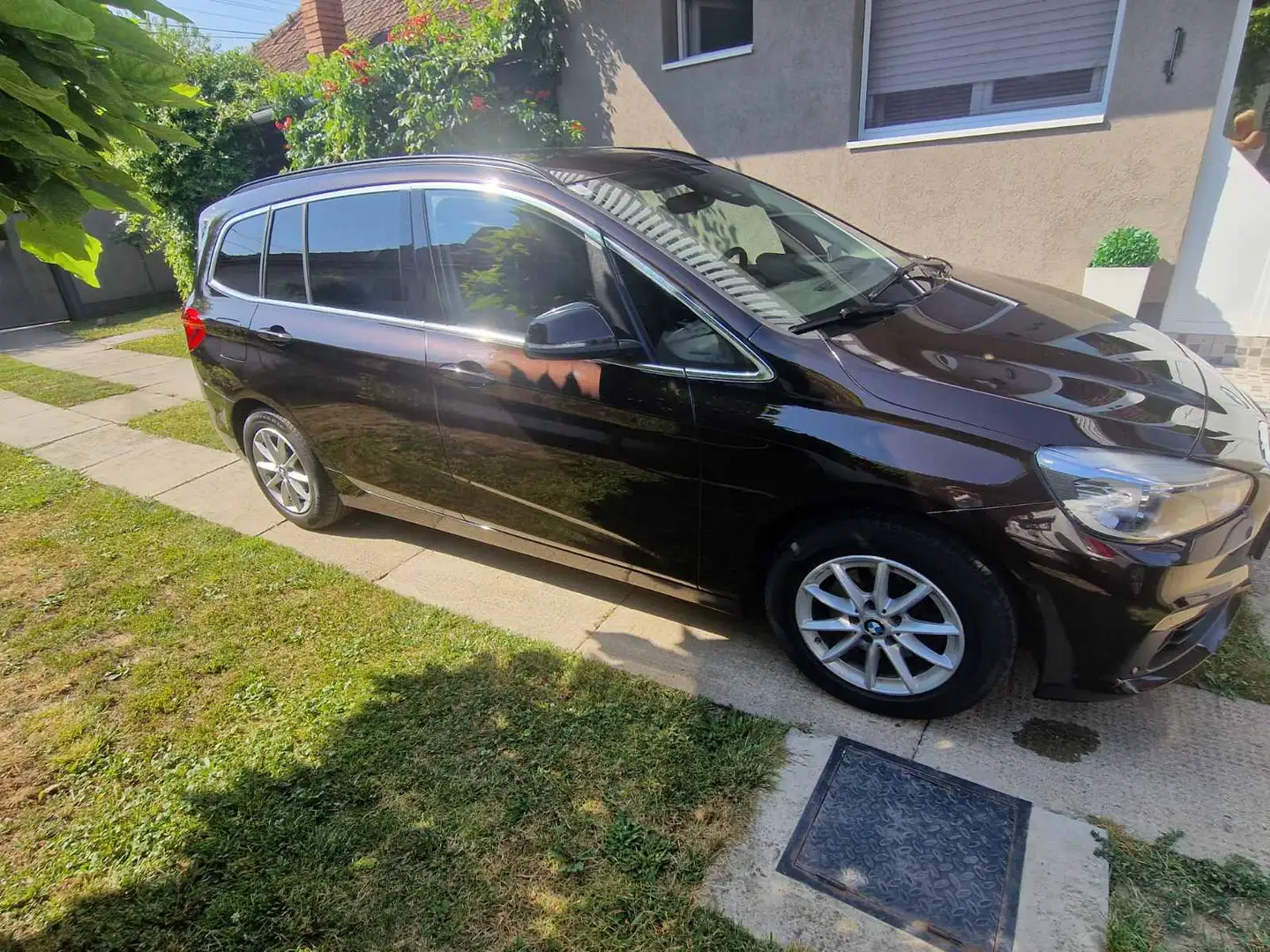 BMW 216 216d Gran Tourer Aut. Braun - 2