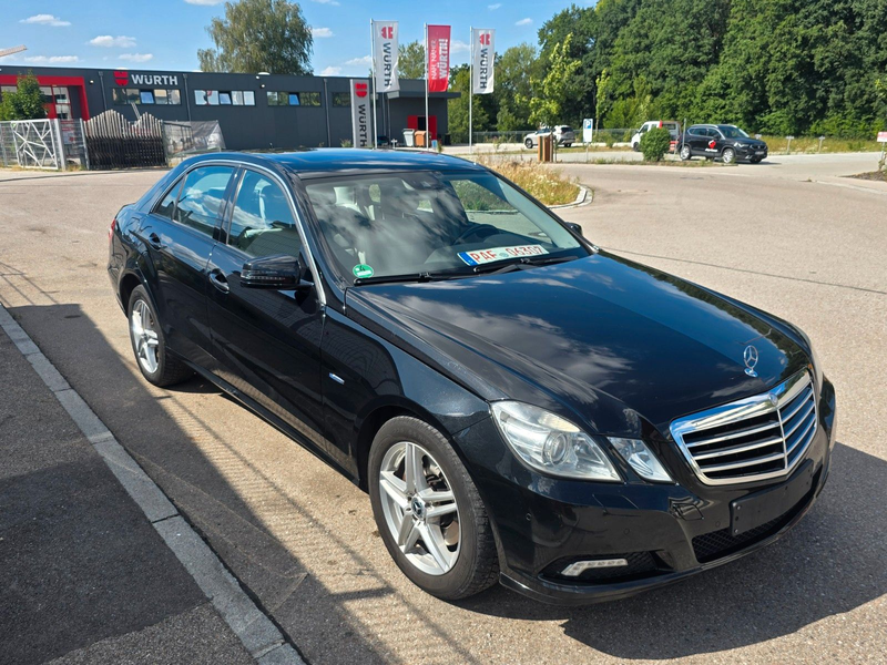 Mercedes-Benz E 350 CDI BlueEFFICIENCY