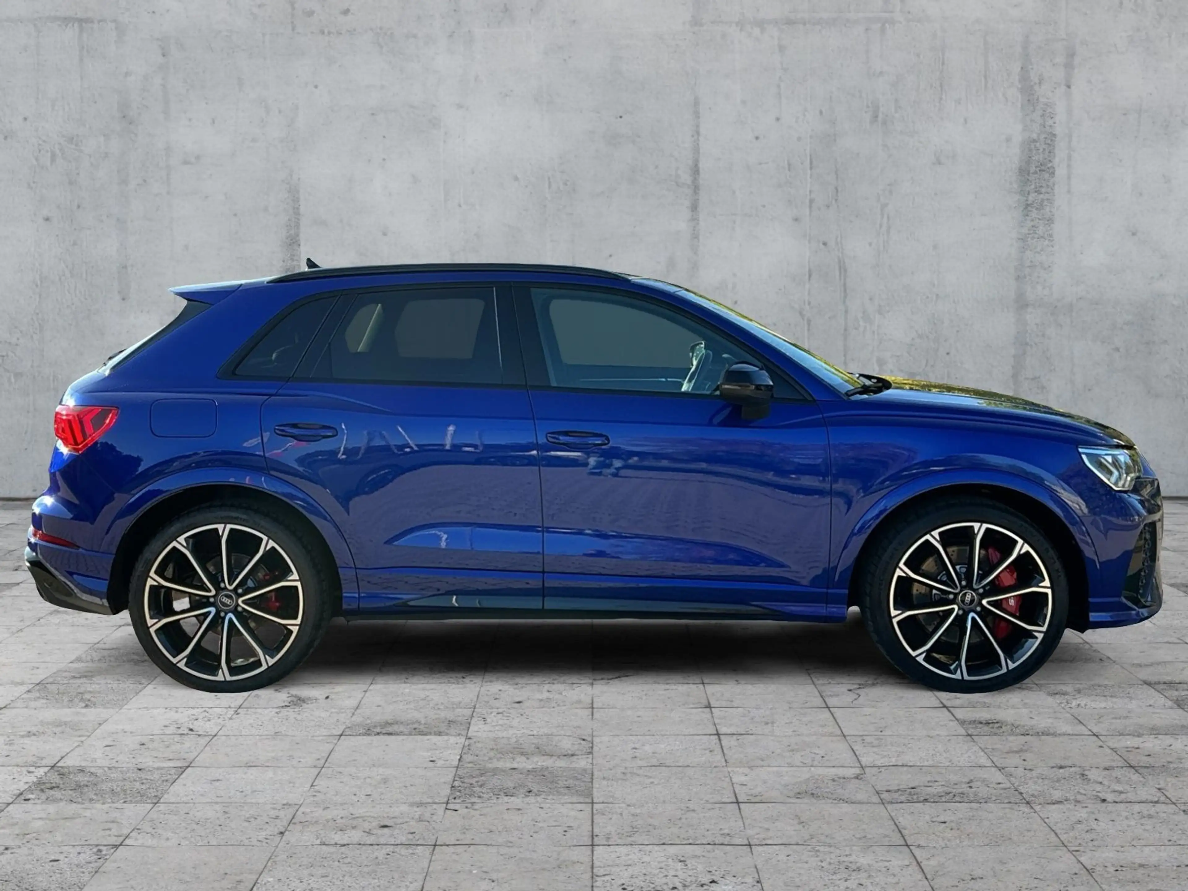 Audi RS Q3 2.5 TFSI QU MATRIX+NAV+ACC+RFK+SHZ+LM 21" — photo 7