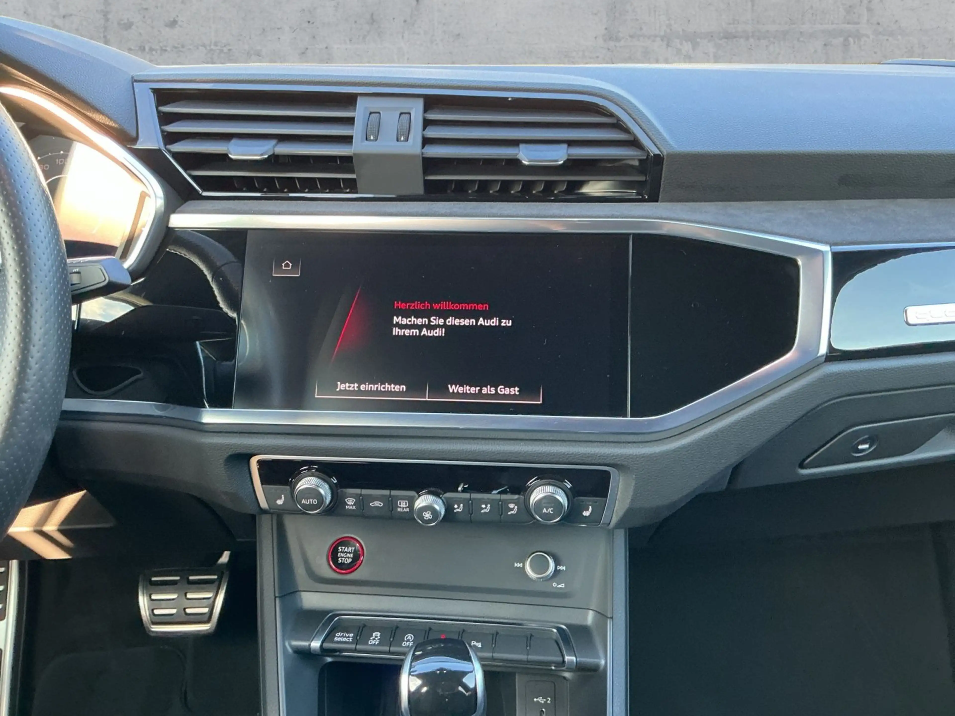 Audi RS Q3 2.5 TFSI QU MATRIX+NAV+ACC+RFK+SHZ+LM 21" — photo 11