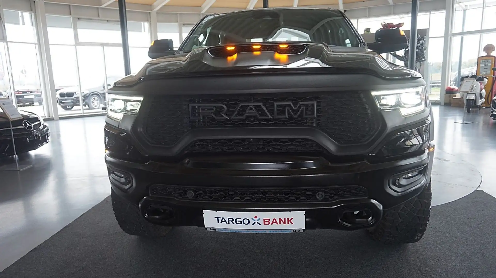 Dodge RAM 1500 TRX Crew Cab 6.2l V8 Digi-Tacho*Rambar Schwarz - 2