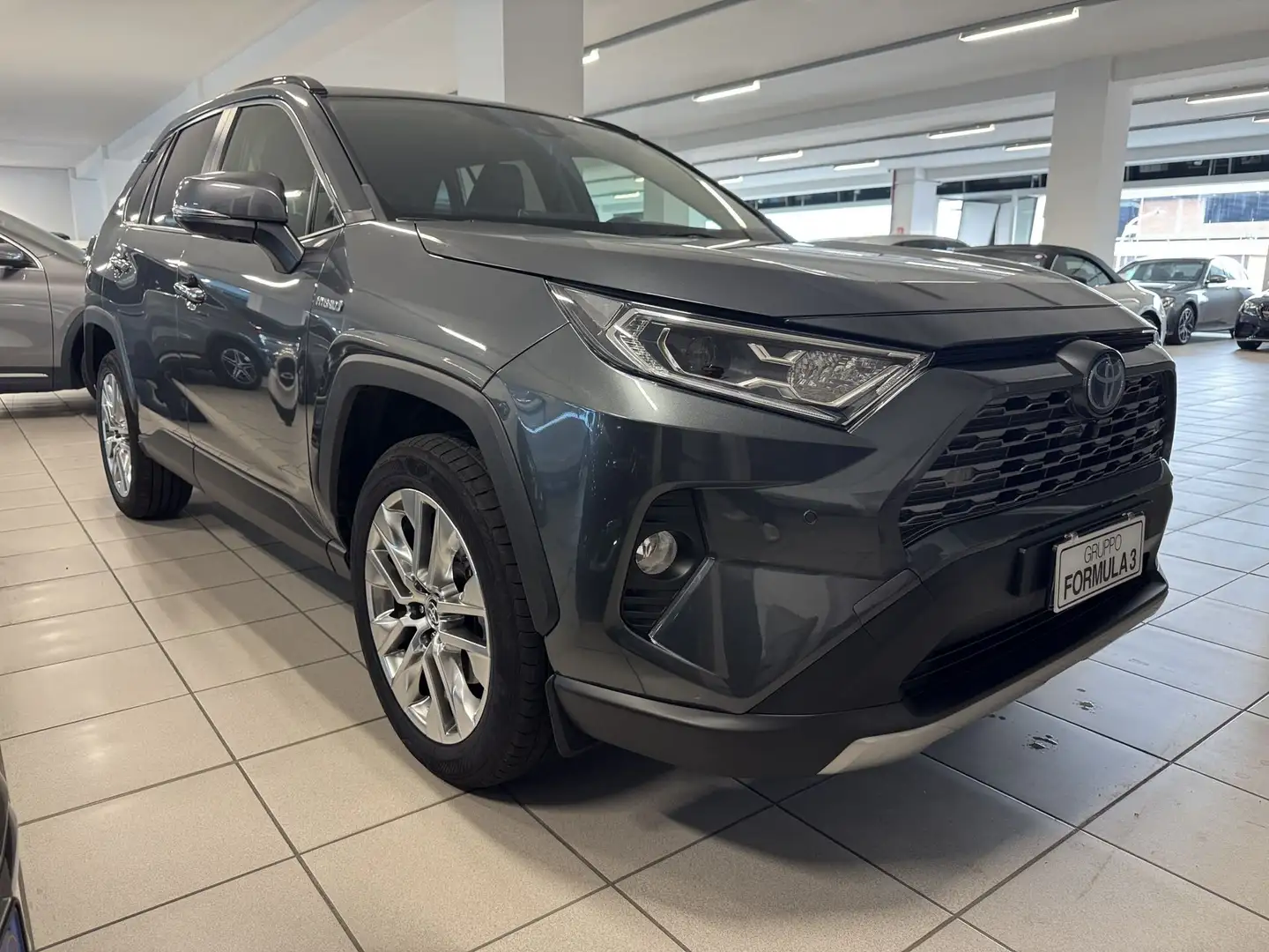 Toyota RAV 4 2.5 HV (218CV) E-CVT 2WD Lounge Grigio - 2