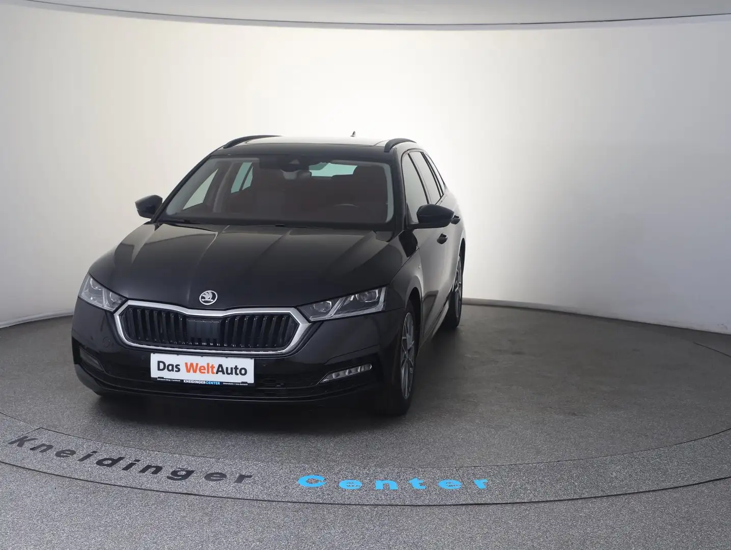 Skoda Octavia Ambition TDI DSG Schwarz - 2