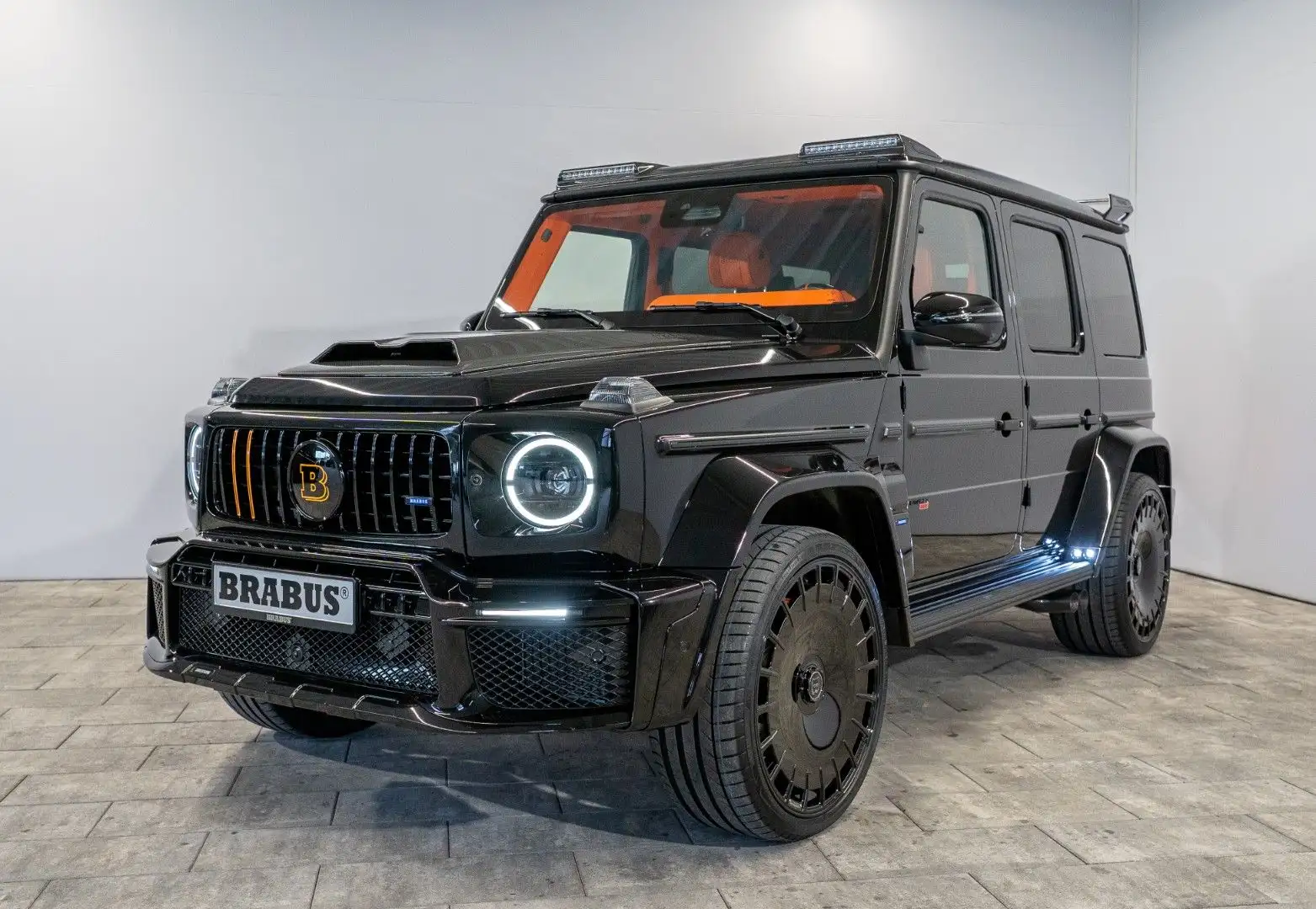Mercedes-Benz G 63 AMG G 63 Brabus 800 W465 °Leather Mandarine° Zwart - 2