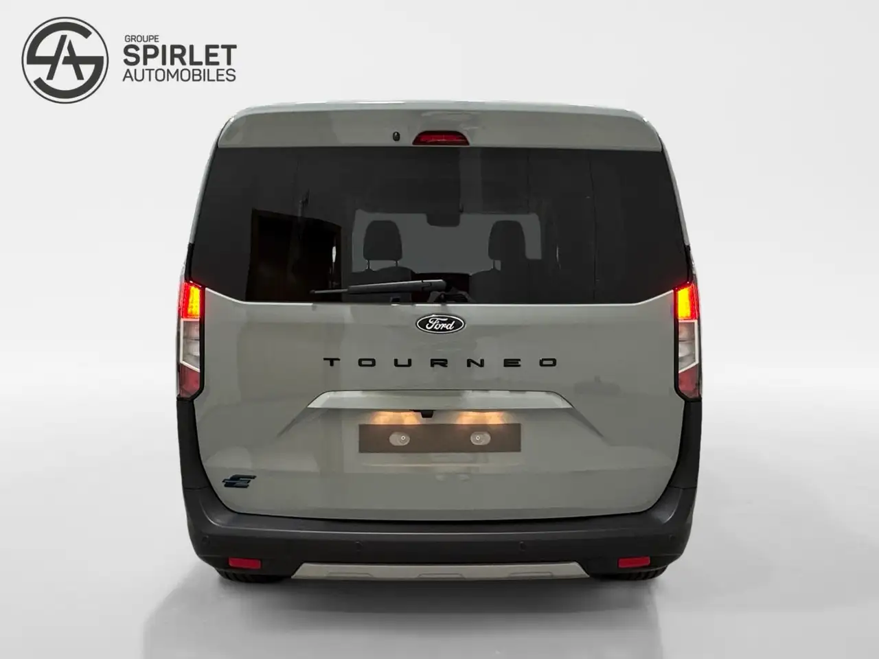Ford Tourneo Courier 2026