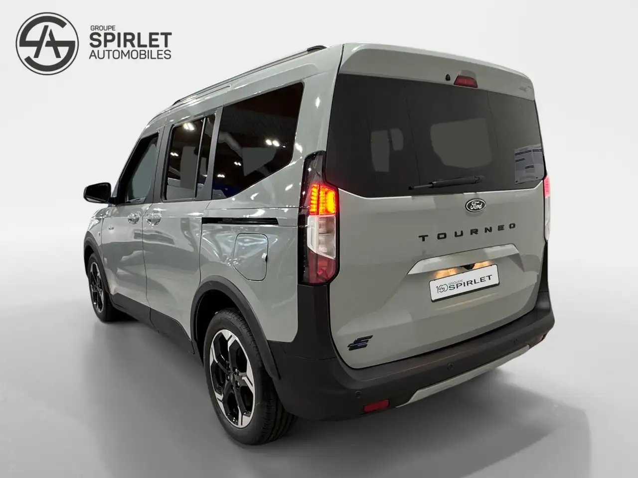 Ford Tourneo Courier 2026