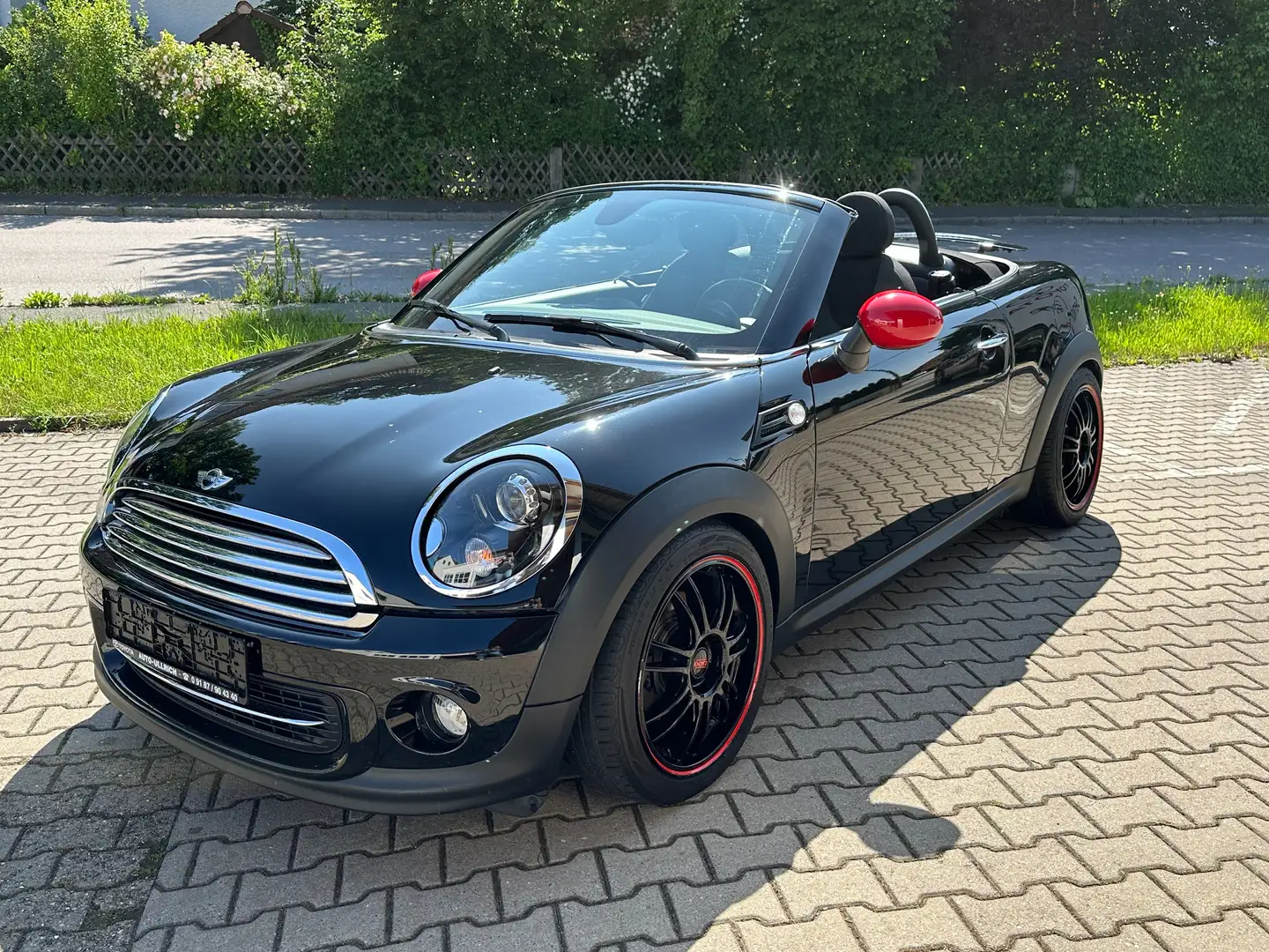 MINI Cooper Roadster Ausstattungs-Paket: Salt - Open-Sky-Paket Schwarz - 1