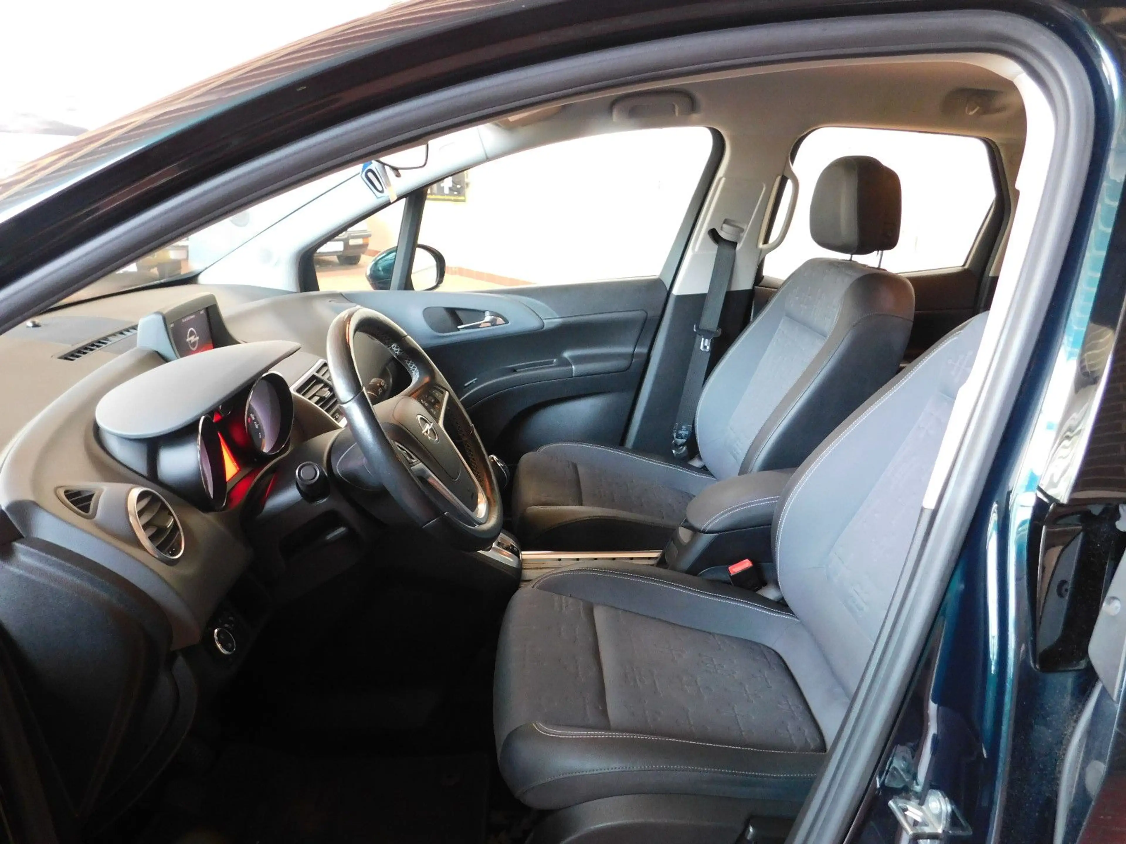 Opel Meriva B Innovation - Winter P./Allwetter — photo 7