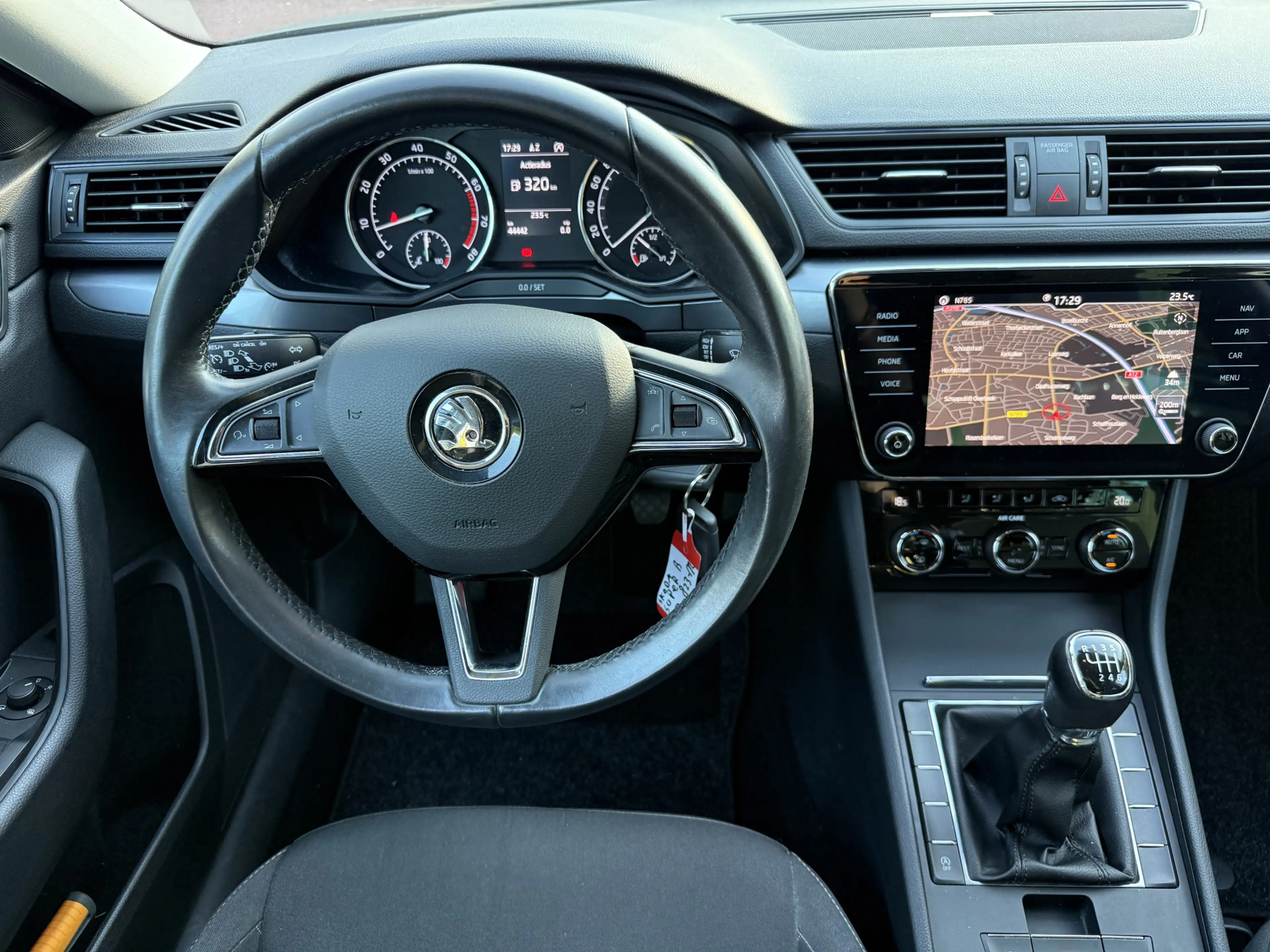 Skoda Superb 1.4 TSi 125pk Active, 5d Sedan | Clima | Navi | Or — photo 10