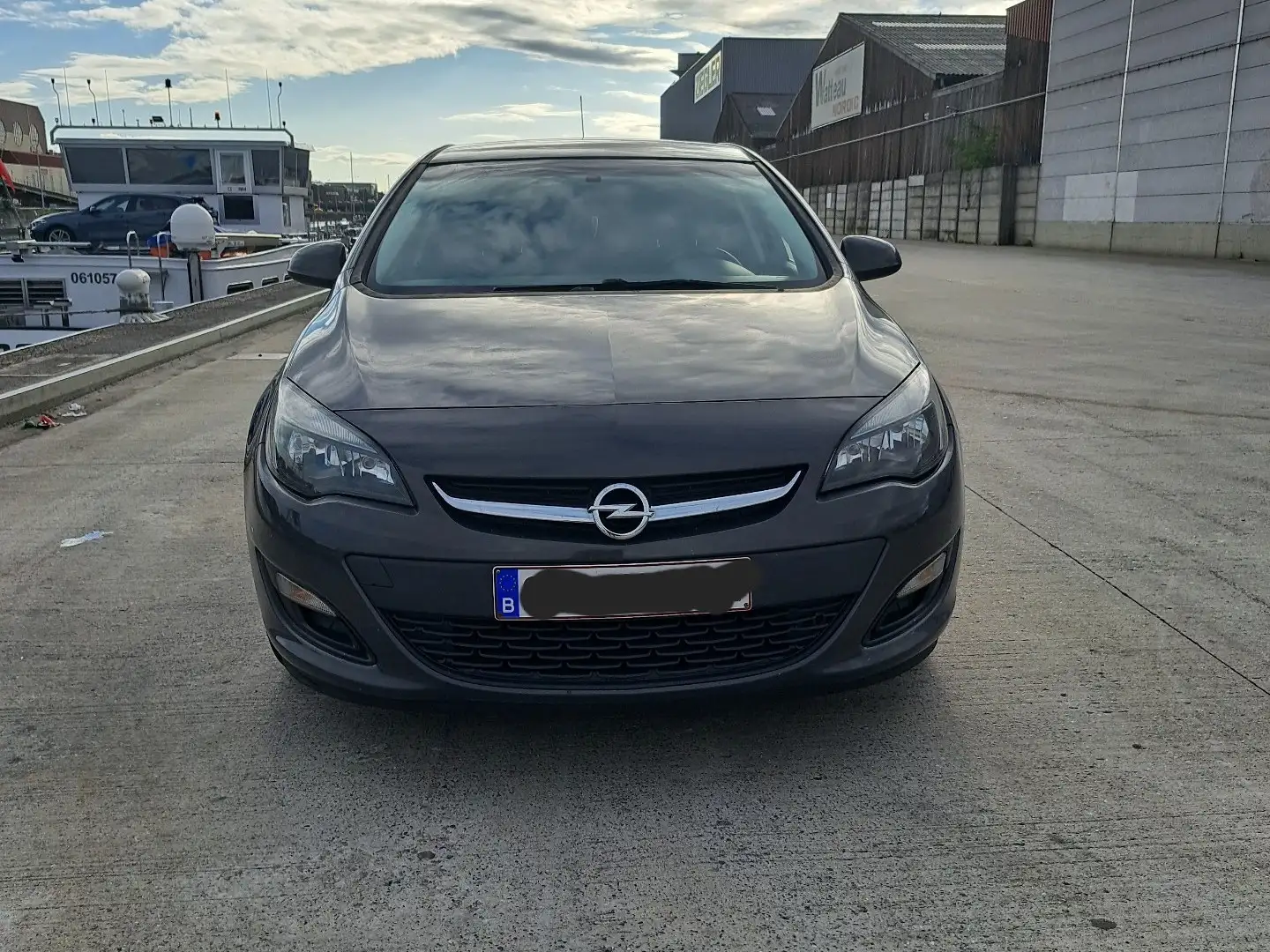 Opel Astra 1.4 Active Gris - 1