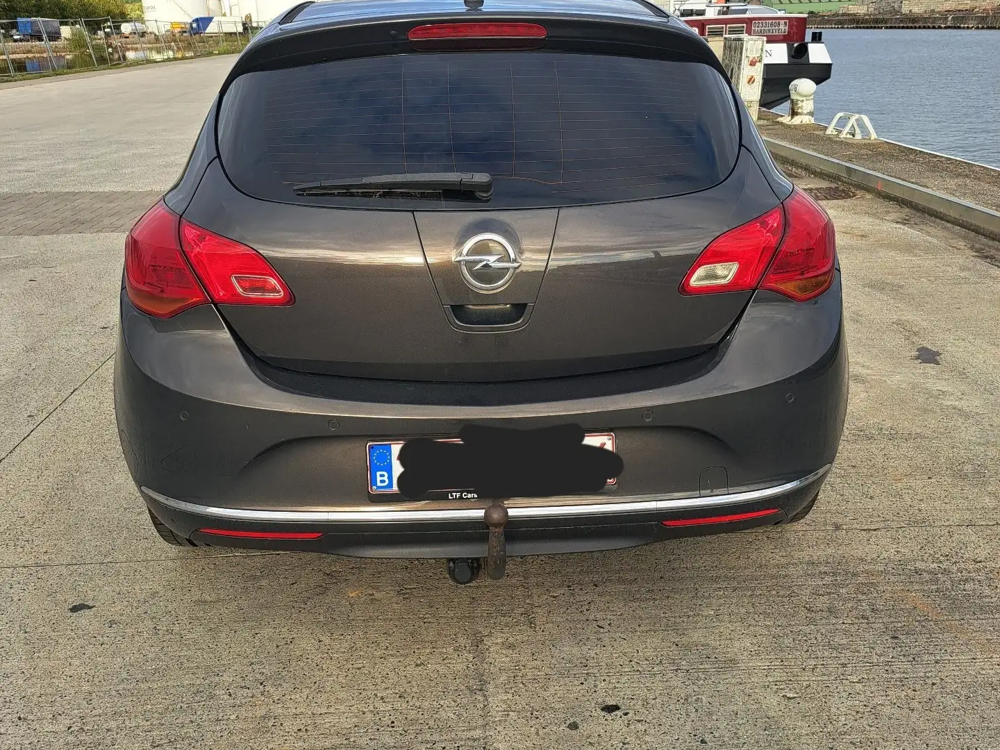 Opel Astra 1.4 Active Gris - 2