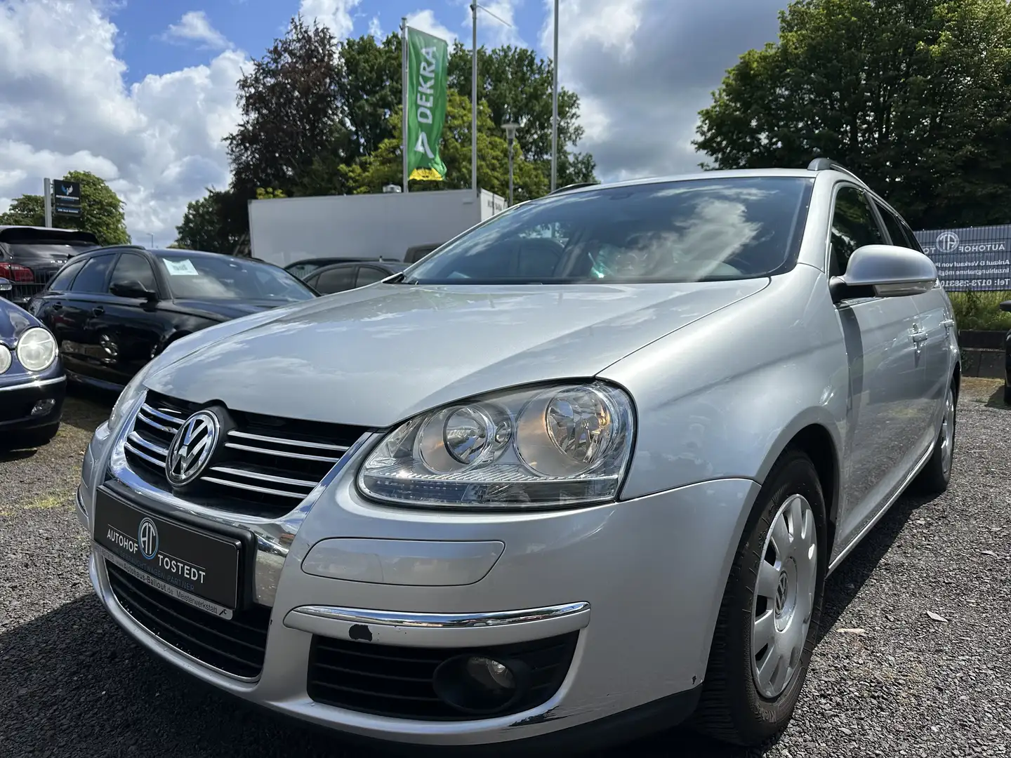 Volkswagen Golf Variant Sportline*Automatik*AHK*MultiMedia*TÜV 03.2027 Silber - 1