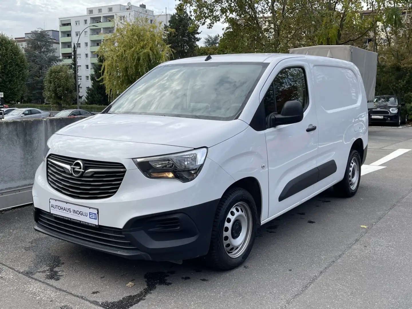 Opel Combo erhöhte Nutzlast XL 1.5 CDTI*Multimedia*PDC Weiß - 1