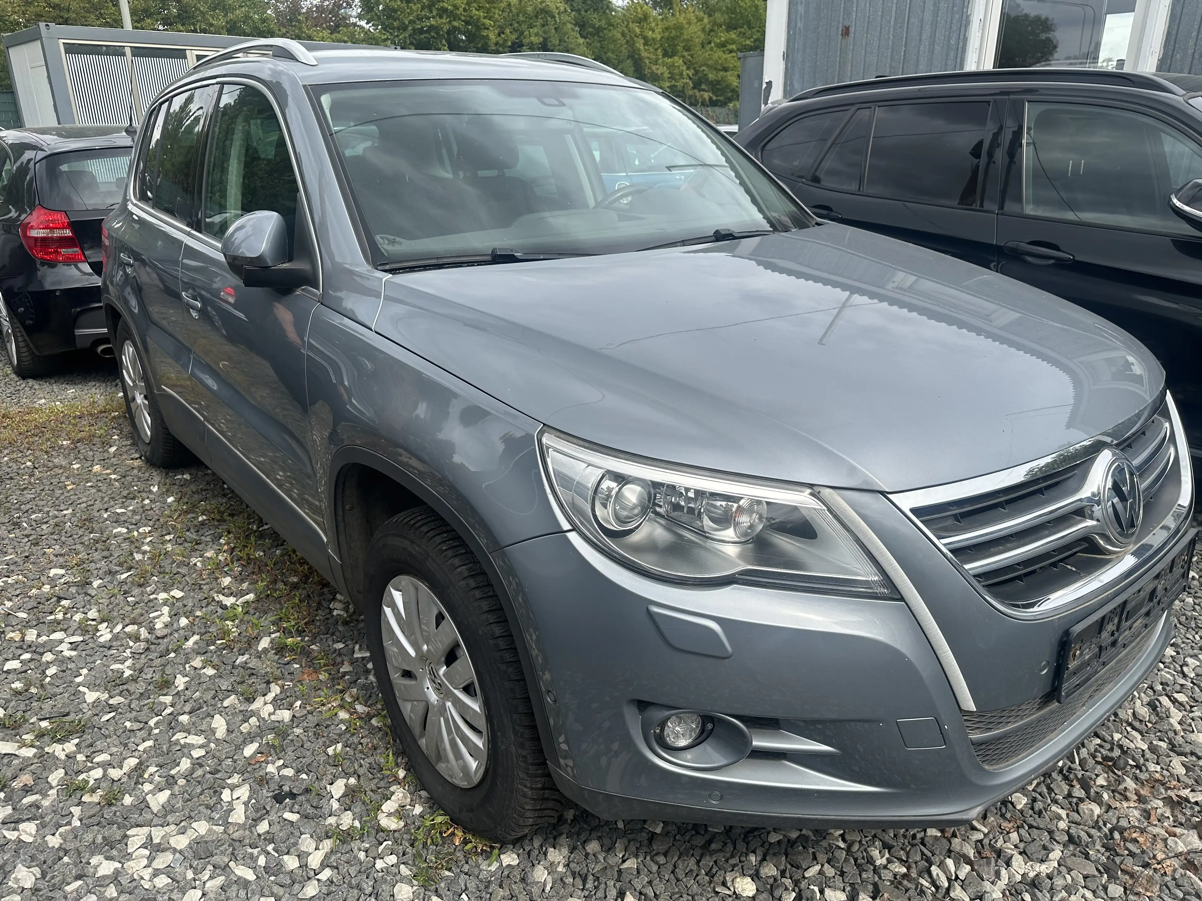 Volkswagen Tiguan 2,0 TDI 4 MOTION 140 PS AUTOMATIK KLIMA ALU 19 ZOL