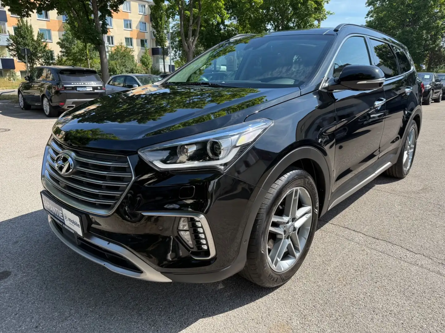Hyundai Grand Santa Fe Premium 4WD AUT~360Kam~7Sitz~Pano Zwart - 1
