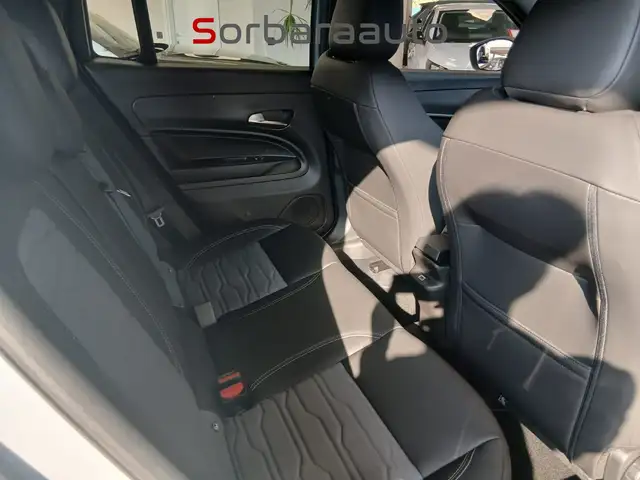 Jeep Avenger view 10