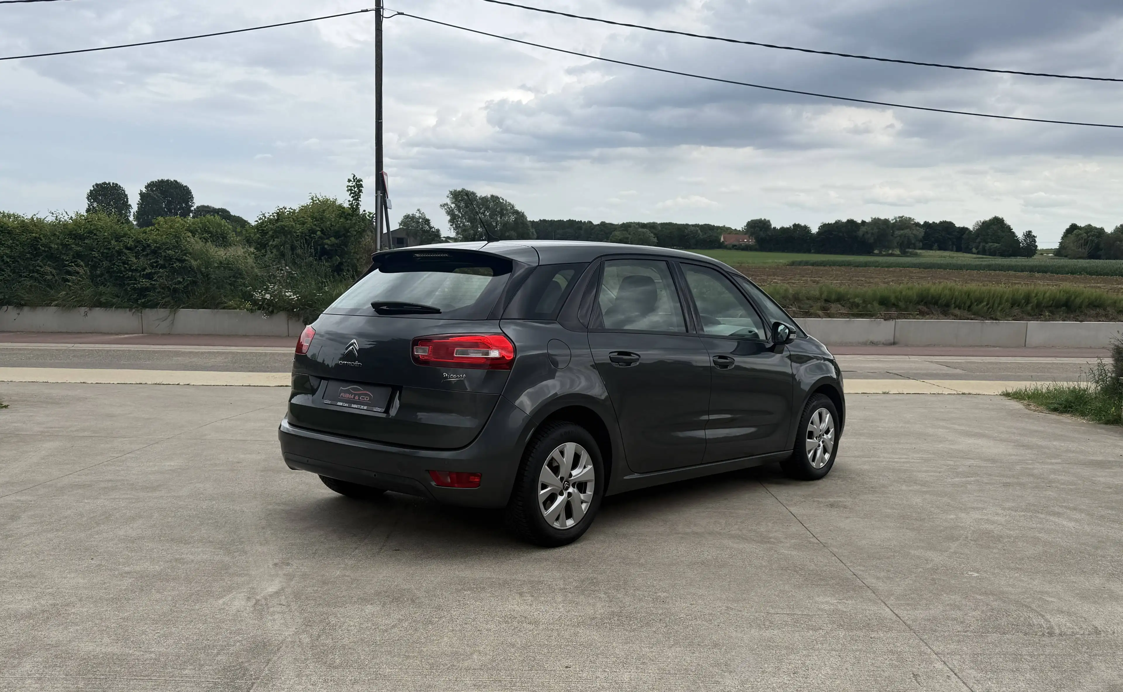 Citroen C4 Picasso 1.2i Essence * Pano - 62.000 km * GAR 12M — photo 4