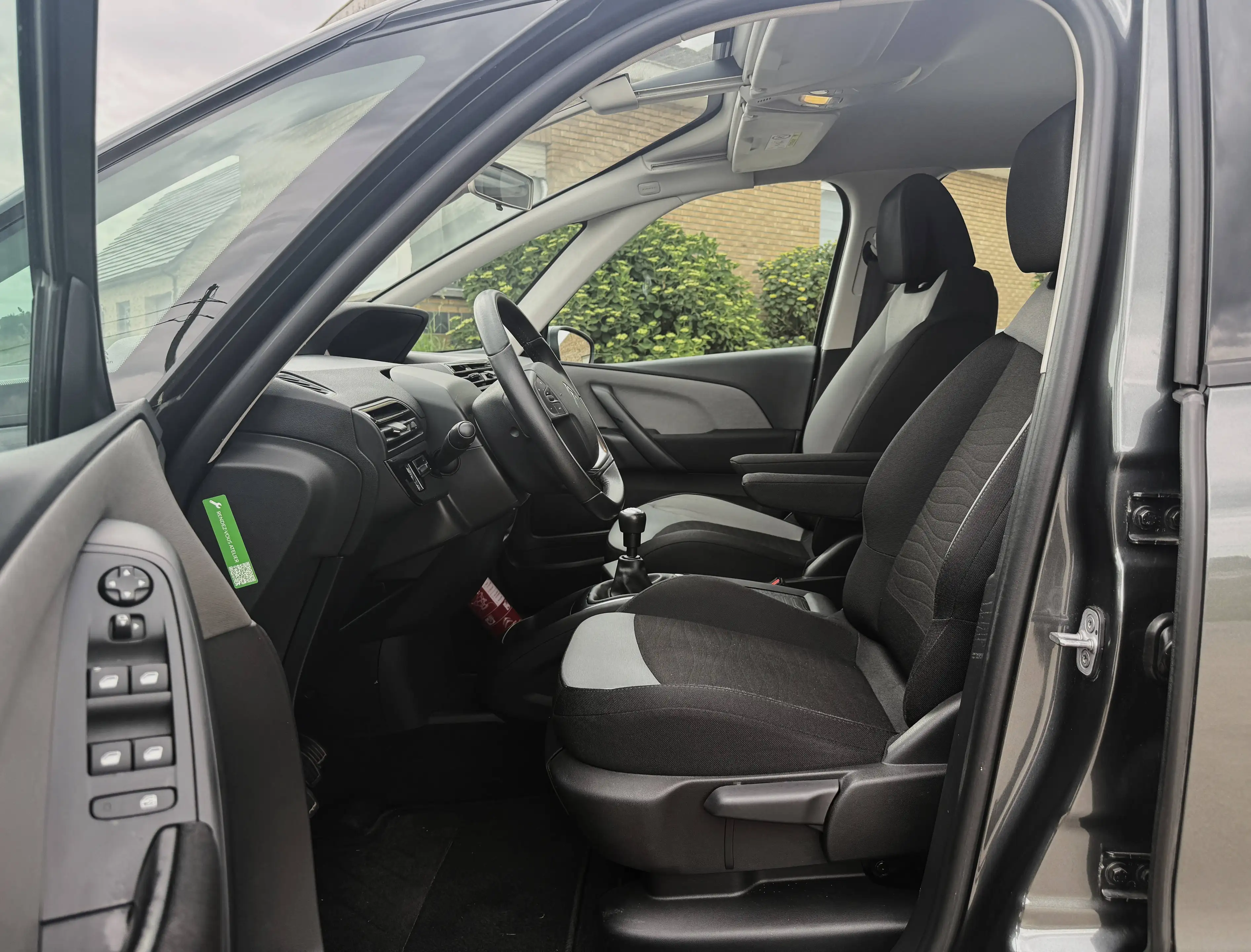 Citroen C4 Picasso 1.2i Essence * Pano - 62.000 km * GAR 12M — photo 11