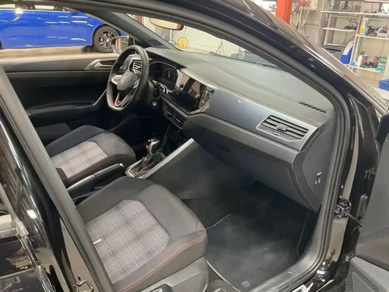 Volkswagen Polo 2.0 TSI DSG GTI 3