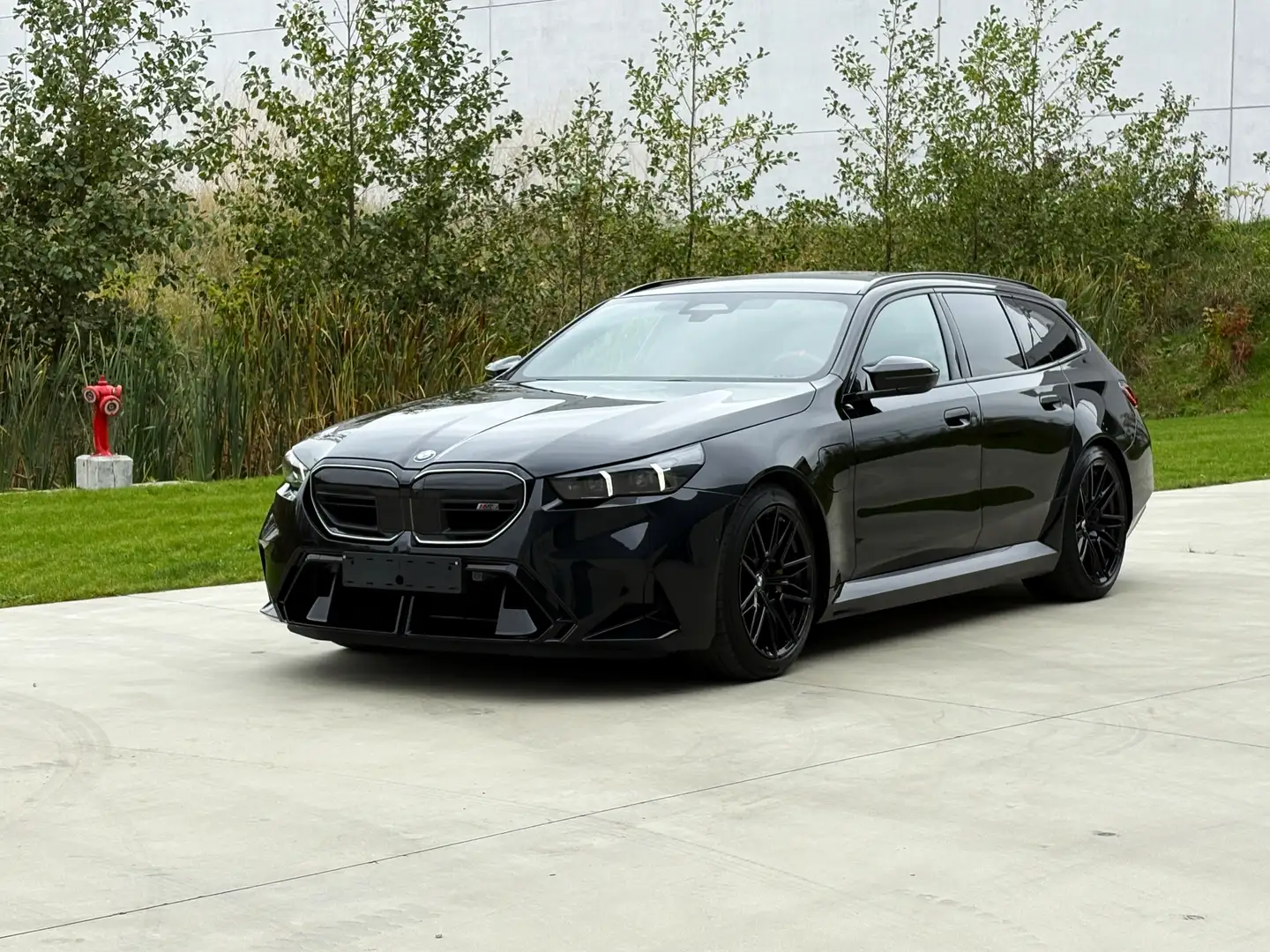 BMW M5 Touring ceramic pano trkhk bowwilk Full Black - 1