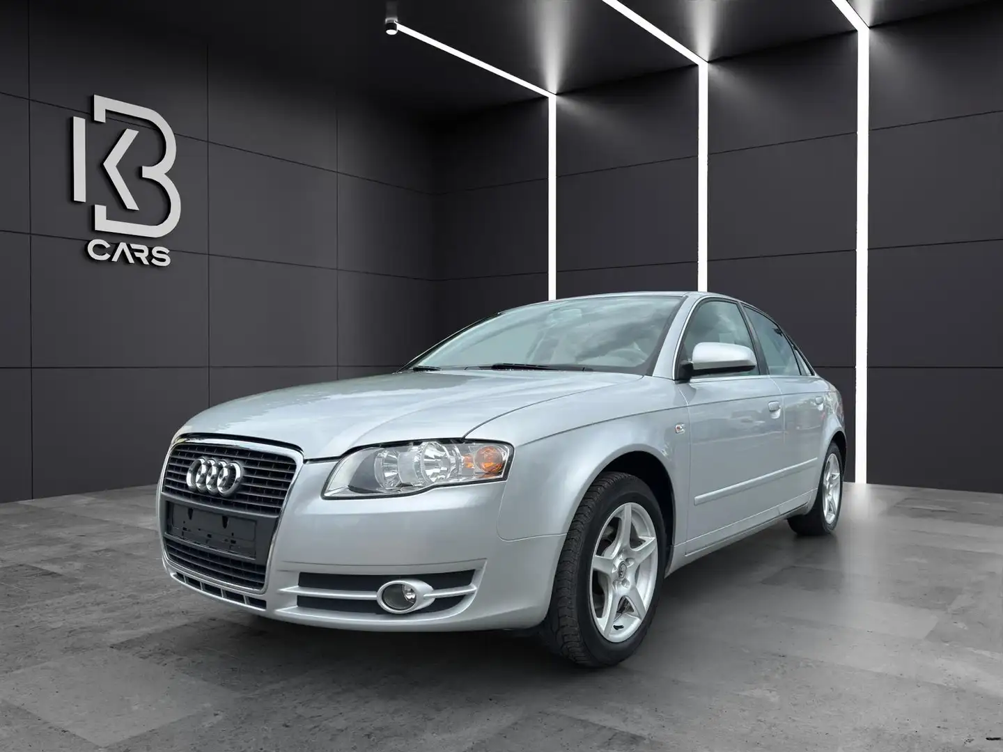 Audi A4 1.6 Limousine |Alu16"|AHK|Sitzh| Argento - 2