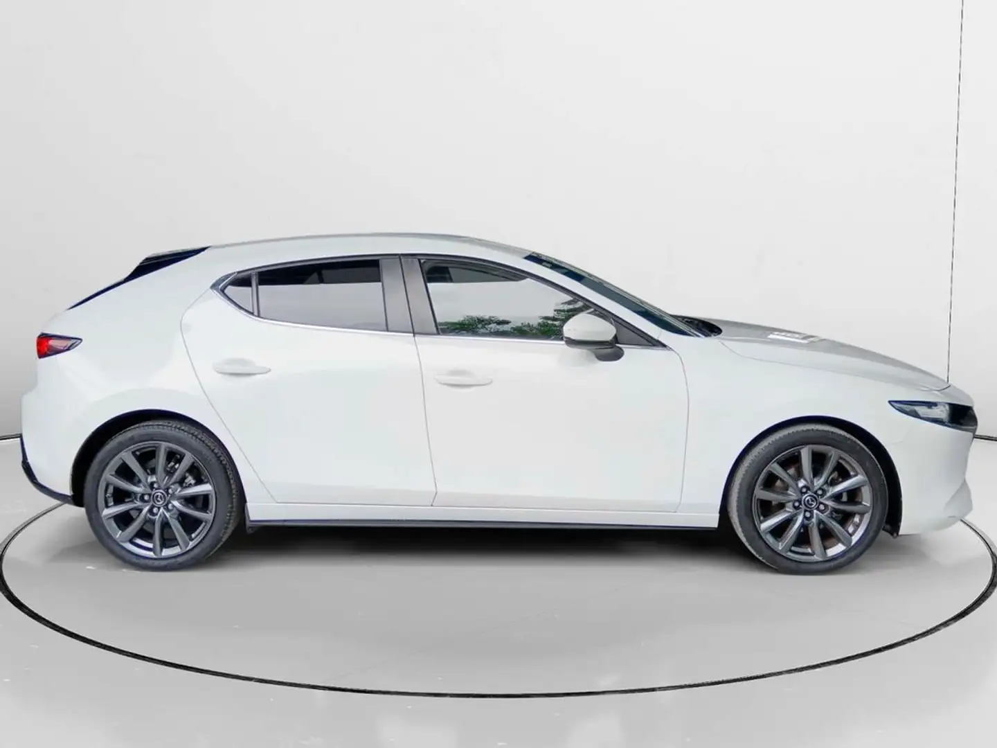 Mazda 3 2.0 e-Skyactiv-G Evolution 90kW Blanco - 2