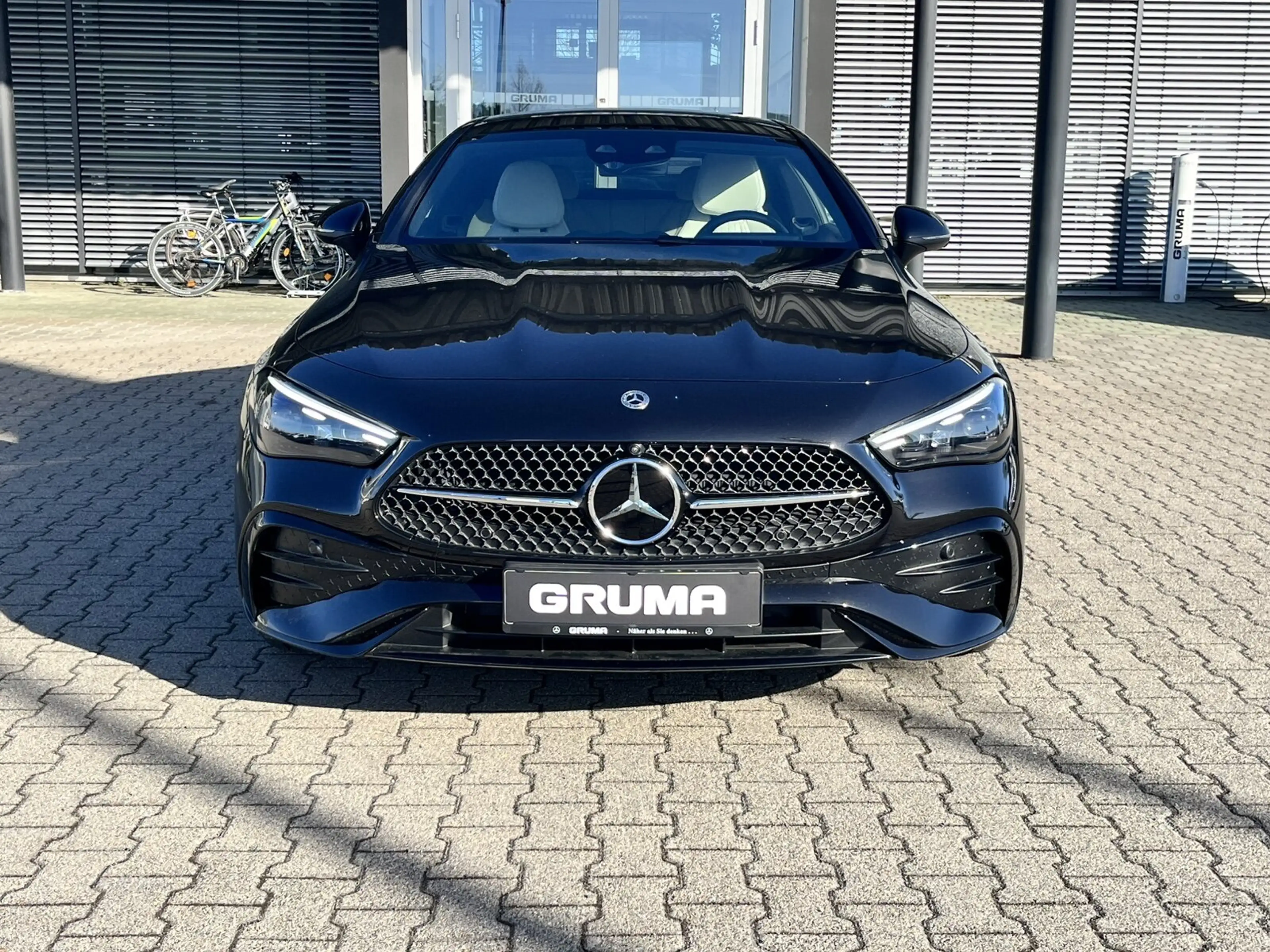 Mercedes-Benz CLE 300 CLE 300 e +AMG+Night+Pano+Brum+DigiLight+Distro+ — photo 2