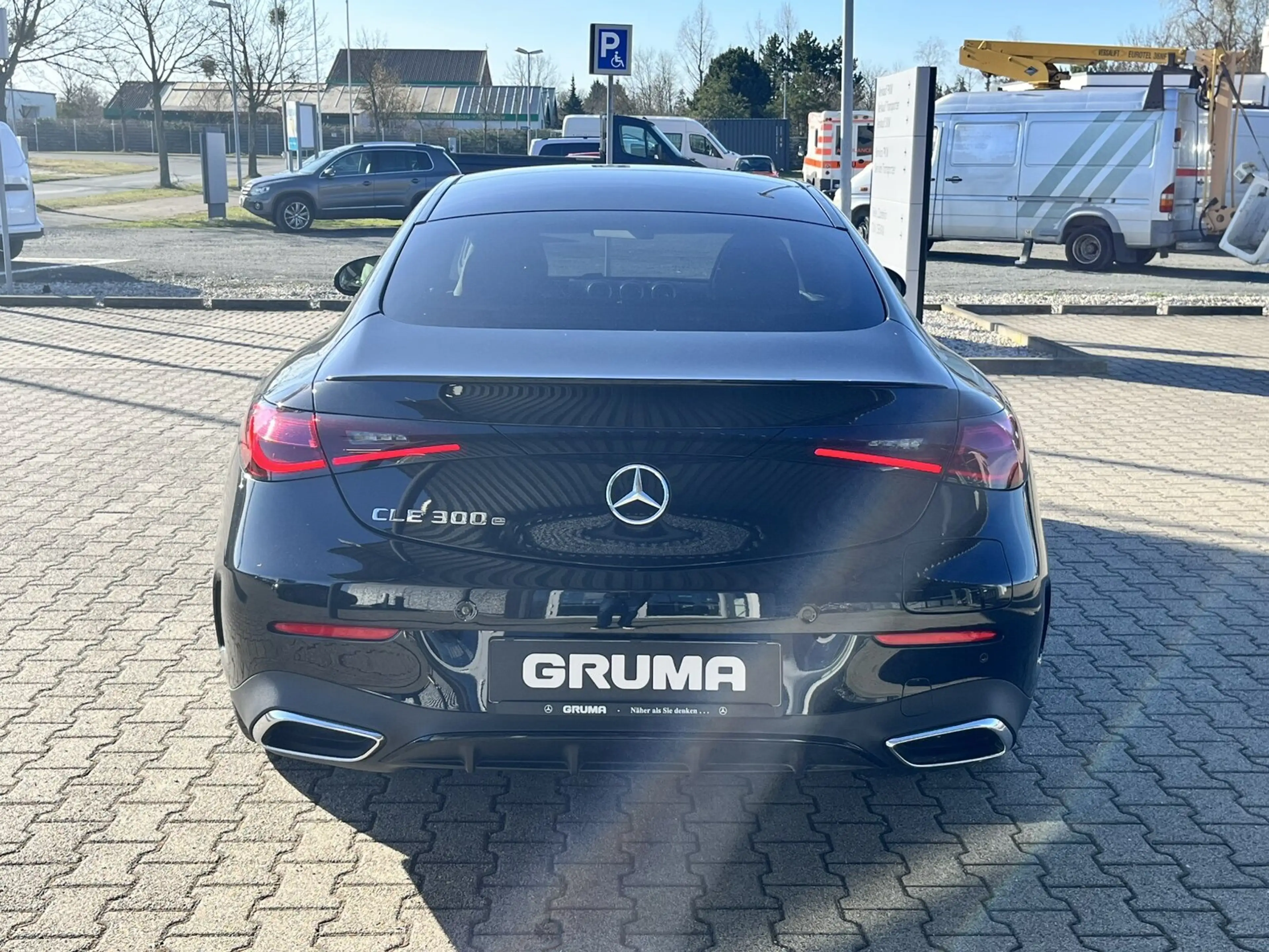 Mercedes-Benz CLE 300 CLE 300 e +AMG+Night+Pano+Brum+DigiLight+Distro+ — photo 6