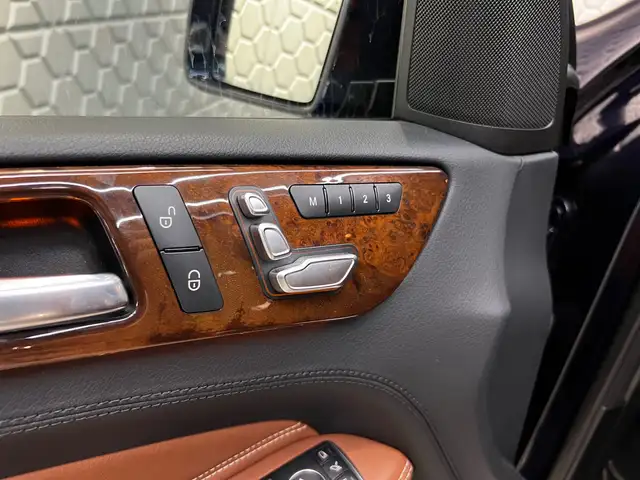 Mercedes-Benz GLE view 11