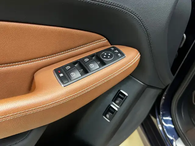 Mercedes-Benz GLE view 12